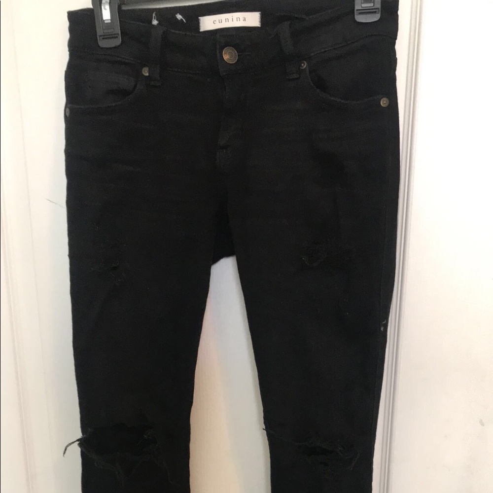 Black distressed jeans